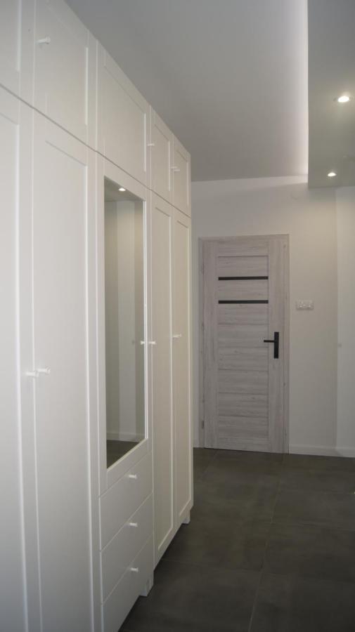 Apartament Blisko Wszedzie Ostrowiec Świętokrzyski Esterno foto